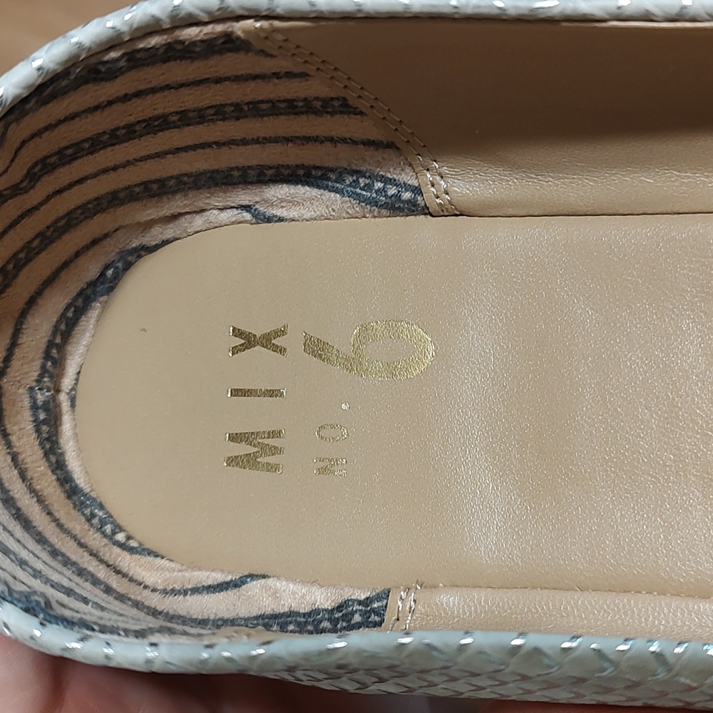 Pretty Mix No. 6 Danzey Ballet Flats Cream & Silver Shimmery Snakeskin Size 9.5 - Picture 6 of 7